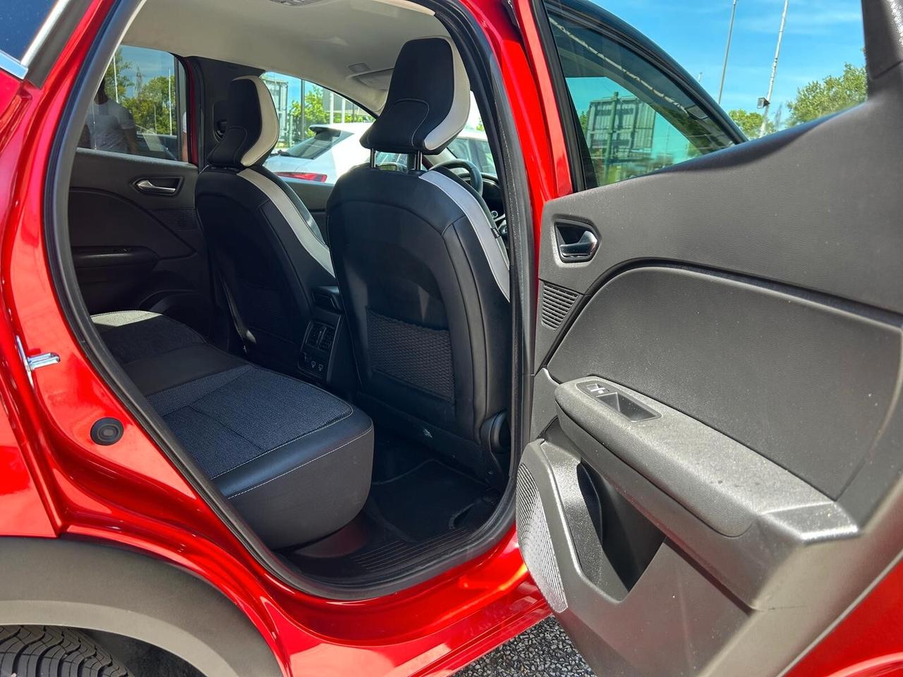 Renault Captur Full Hybrid E-Tech 145 CV Initiale Paris