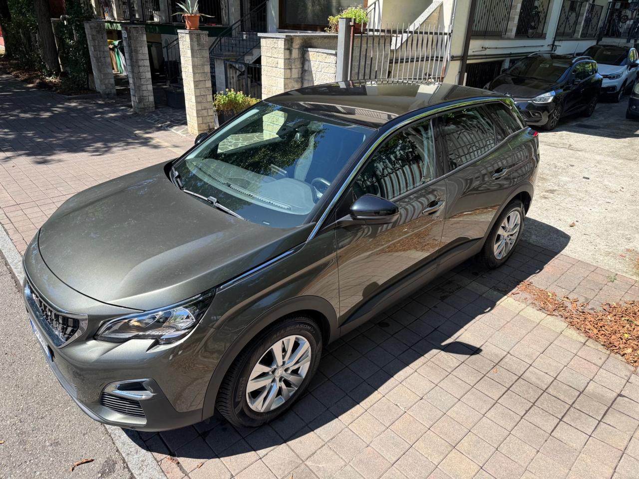 Peugeot 3008 BlueHDi 130 S&S Business
