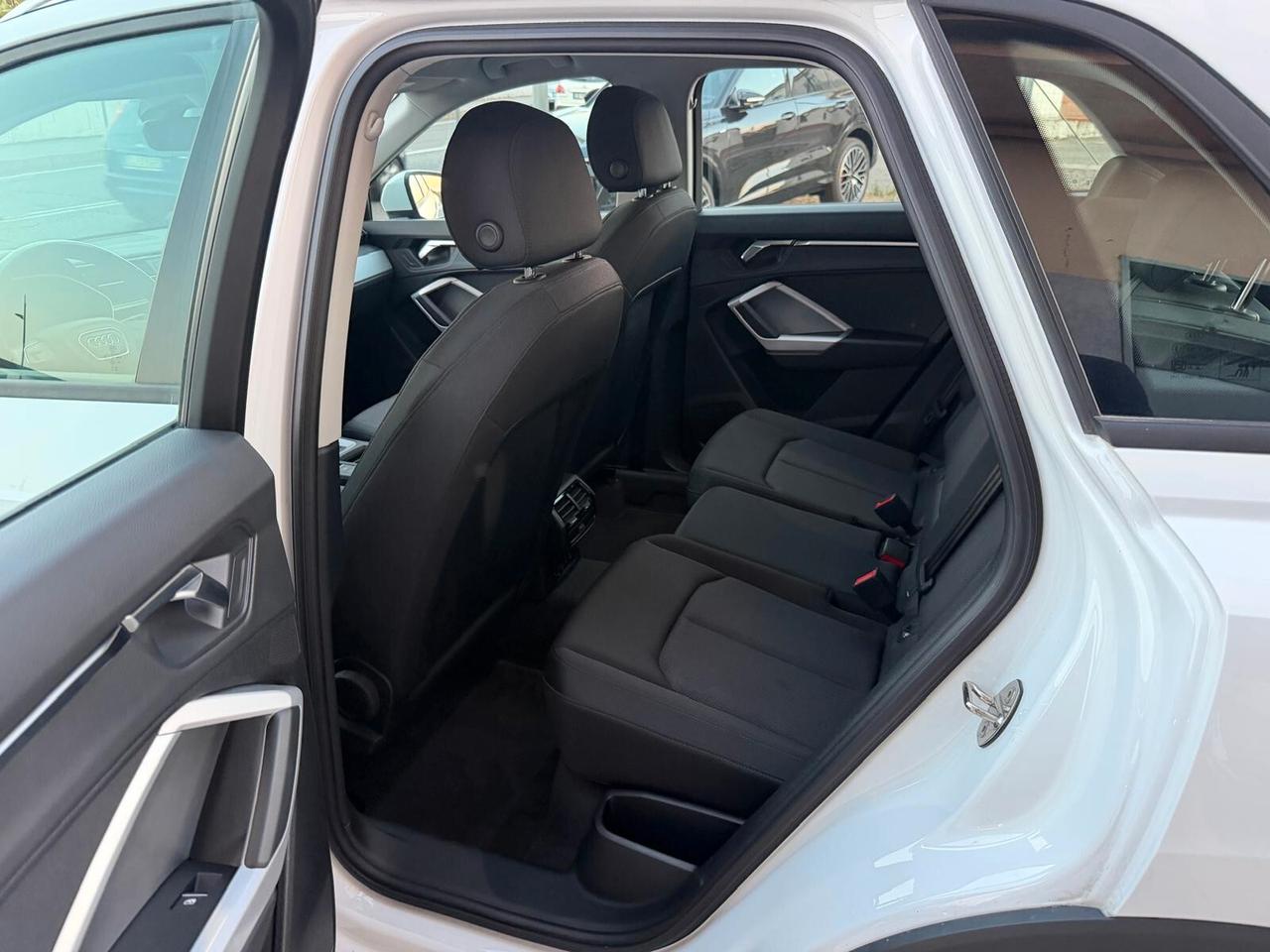 Audi Q3 35 TDI S tronic