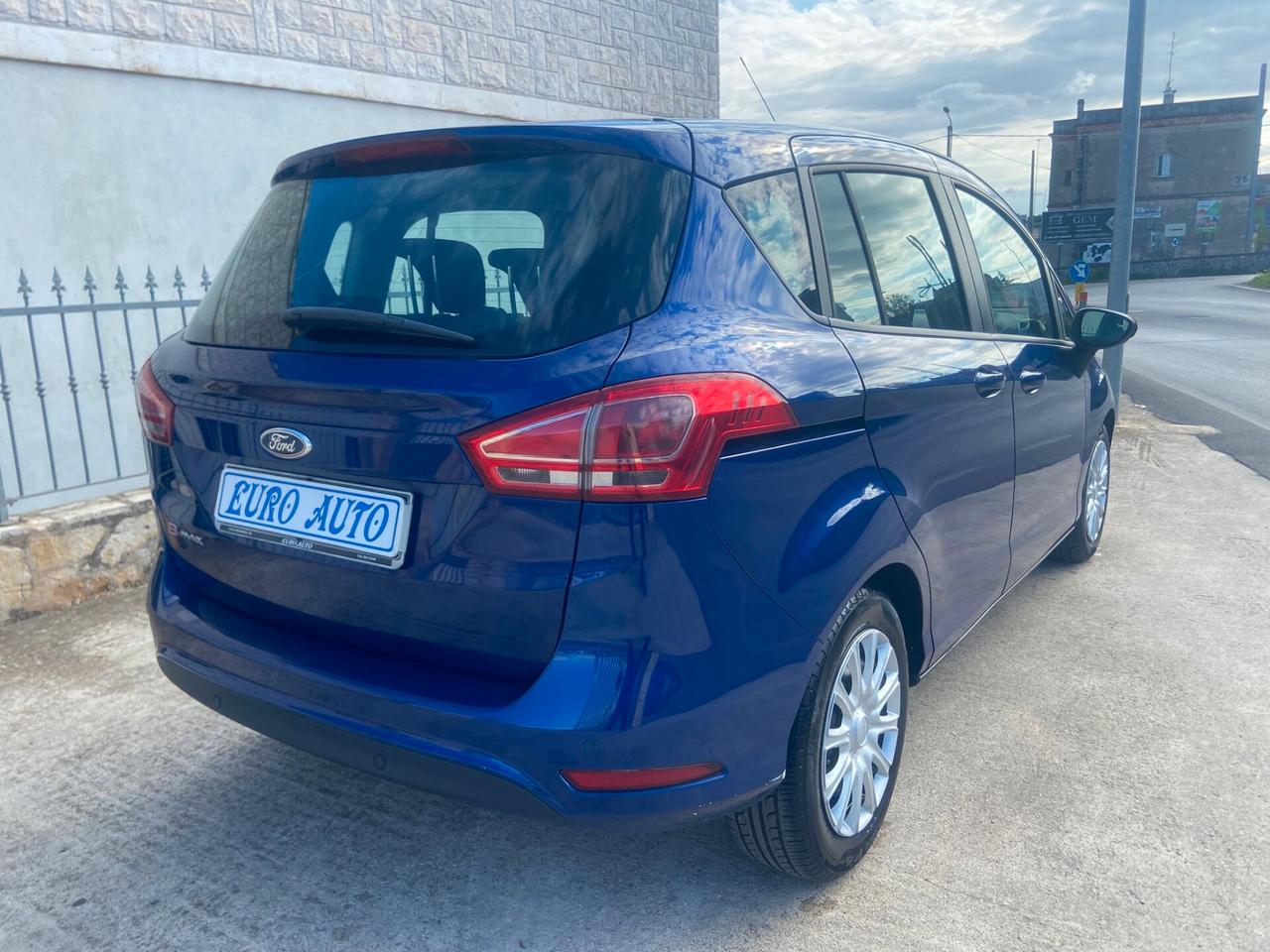 Ford B-Max 1.5 TDCi 75 CV Titanium SOLO 84000KM