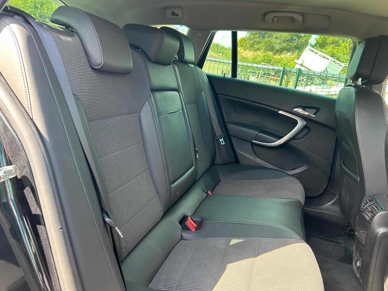 Opel Insignia 2.0 CDTI Sports Tourer Cosmo