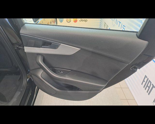 AUDI A4 Avant 40 2.0 tdi Business quattro 190cv s-tronic
