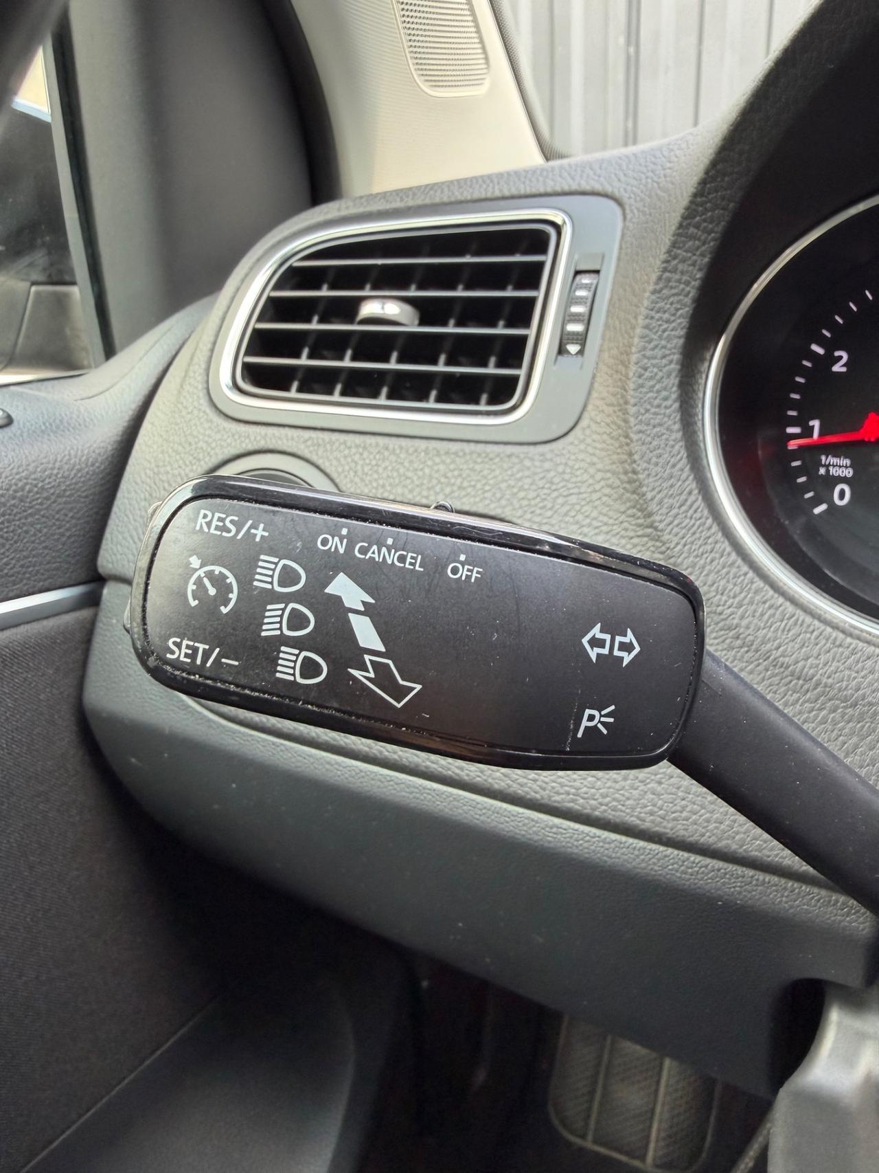 Volkswagen Polo 1.0 Neopatentati Euro 6