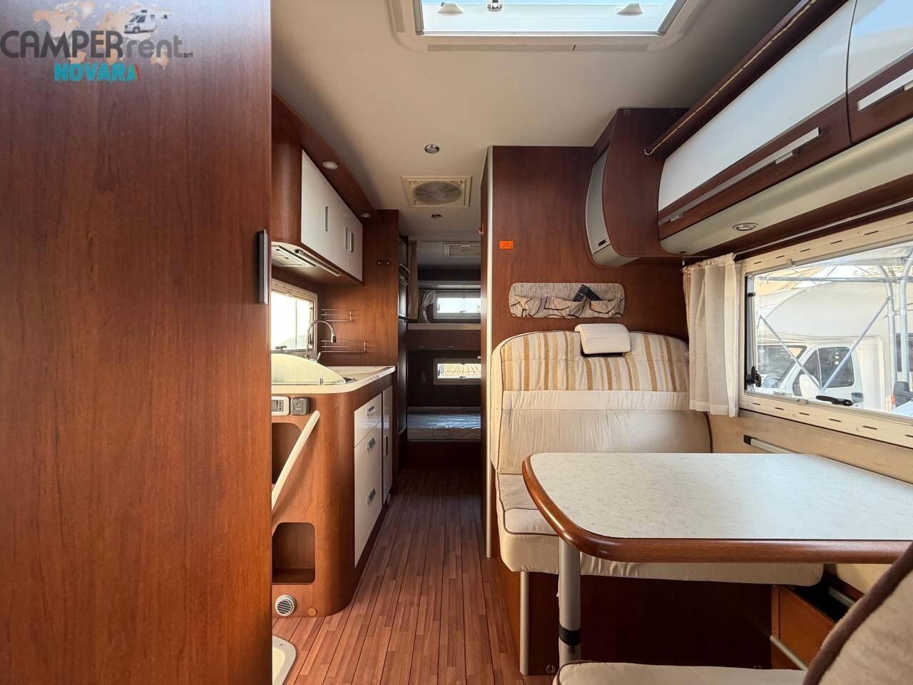 Elnagh PRINCE 47 - MANSARDATO LETTI MAXI IN CODA