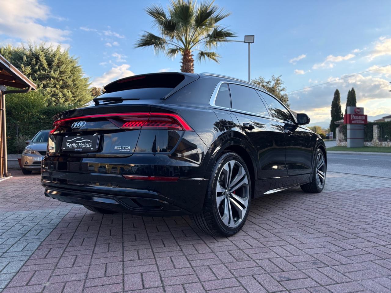 Audi Q8 50 TDI 286 CV quattro tiptronic S-line edition