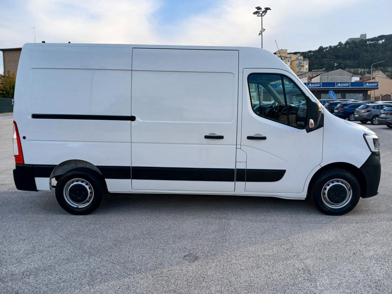RENAULT MASTER 2.3 DCI 135CV L2H2 2021