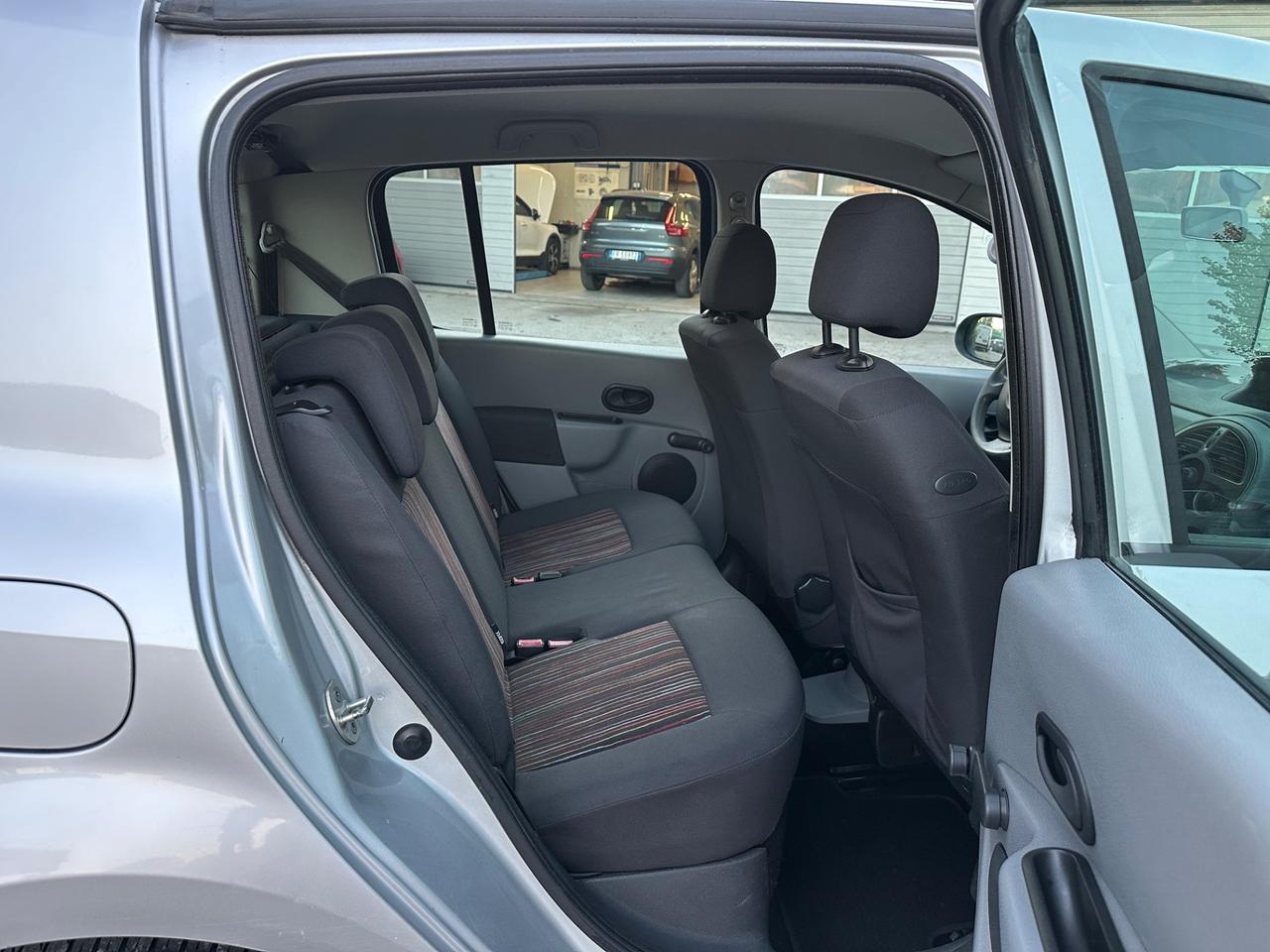 Renault Modus Grand 1.2 16V Dynamique