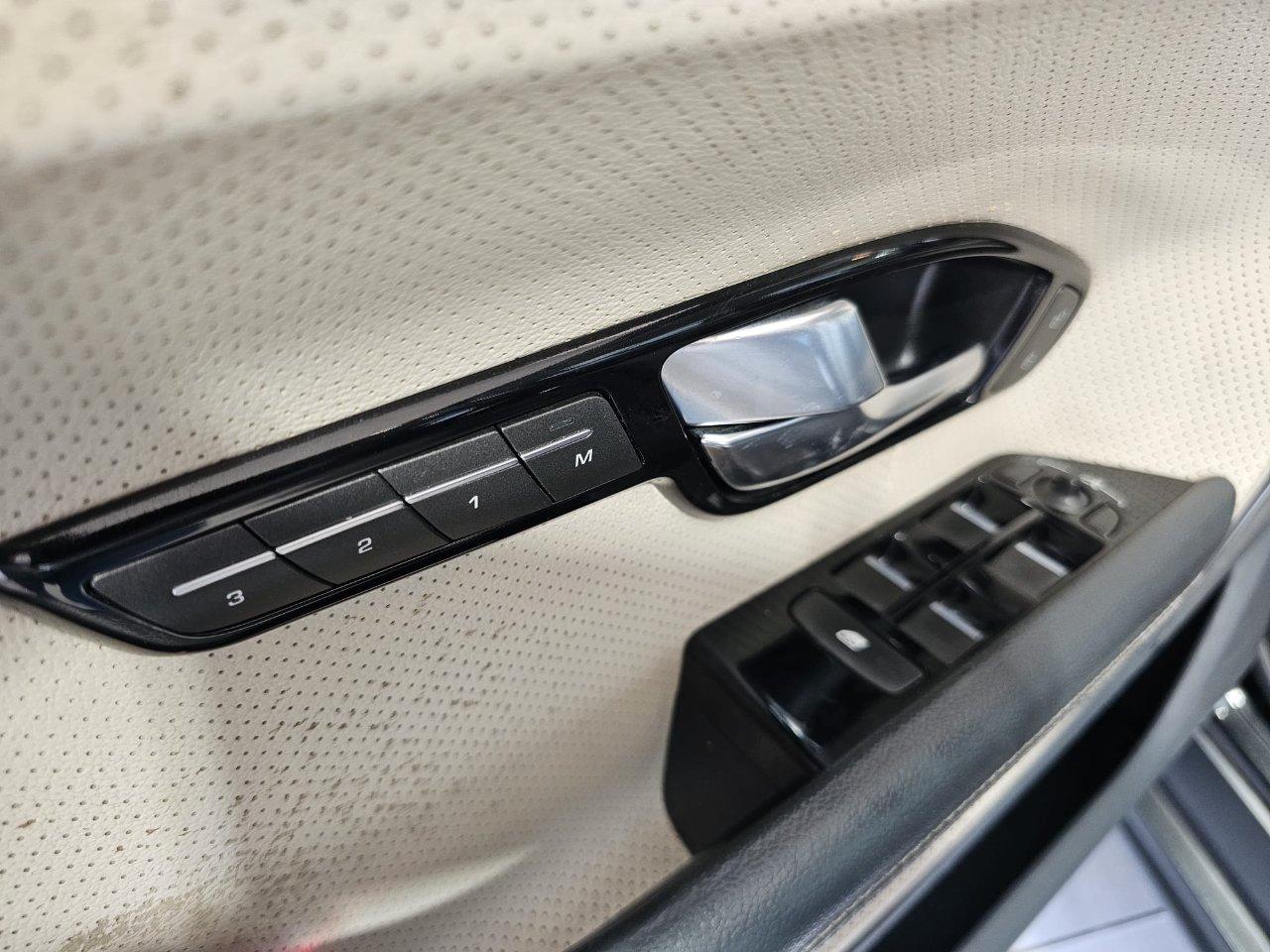 Land Rover Range Rover Evoque 5 Porte Range Rover Evoque 5p 2.2 td4 Dynamic 150cv