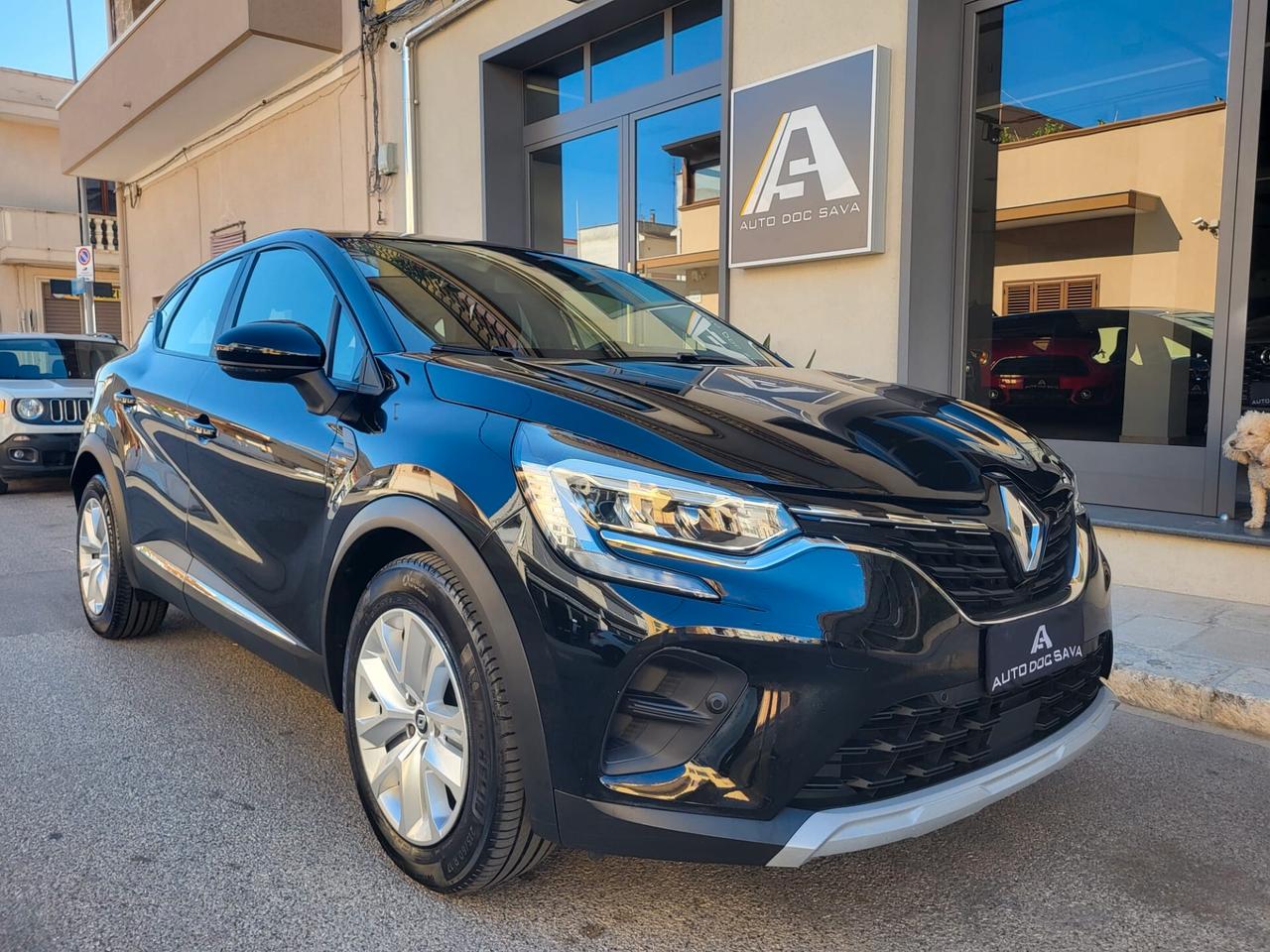 Renault Captur Dci 115 CV Business Pack+Navy+Retrocamera+Km 109800....