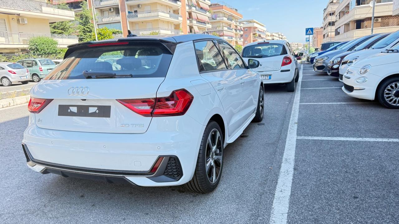 Audi A1 SPB 30 TFSI S tronic line edition LED NAVI KAMERA COCKPIT PDC BLUETOOTH CERCHI 17