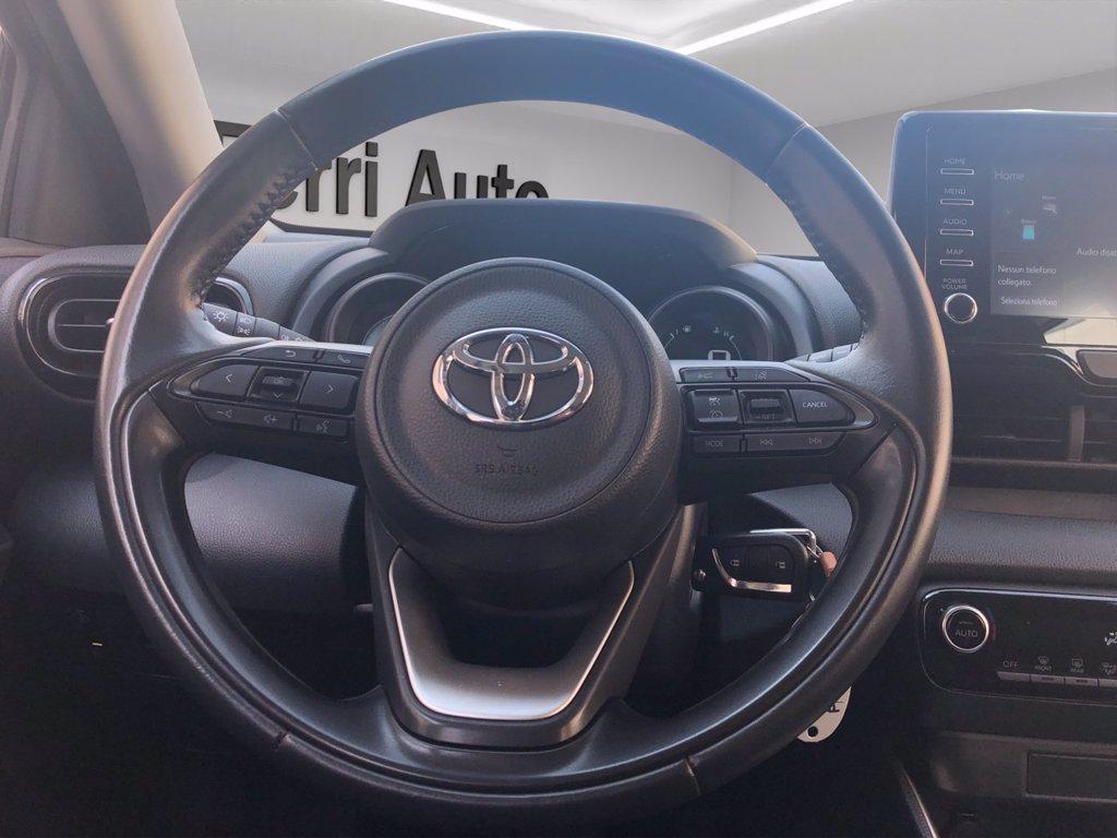 TOYOTA Yaris 1.5h trend del 2022