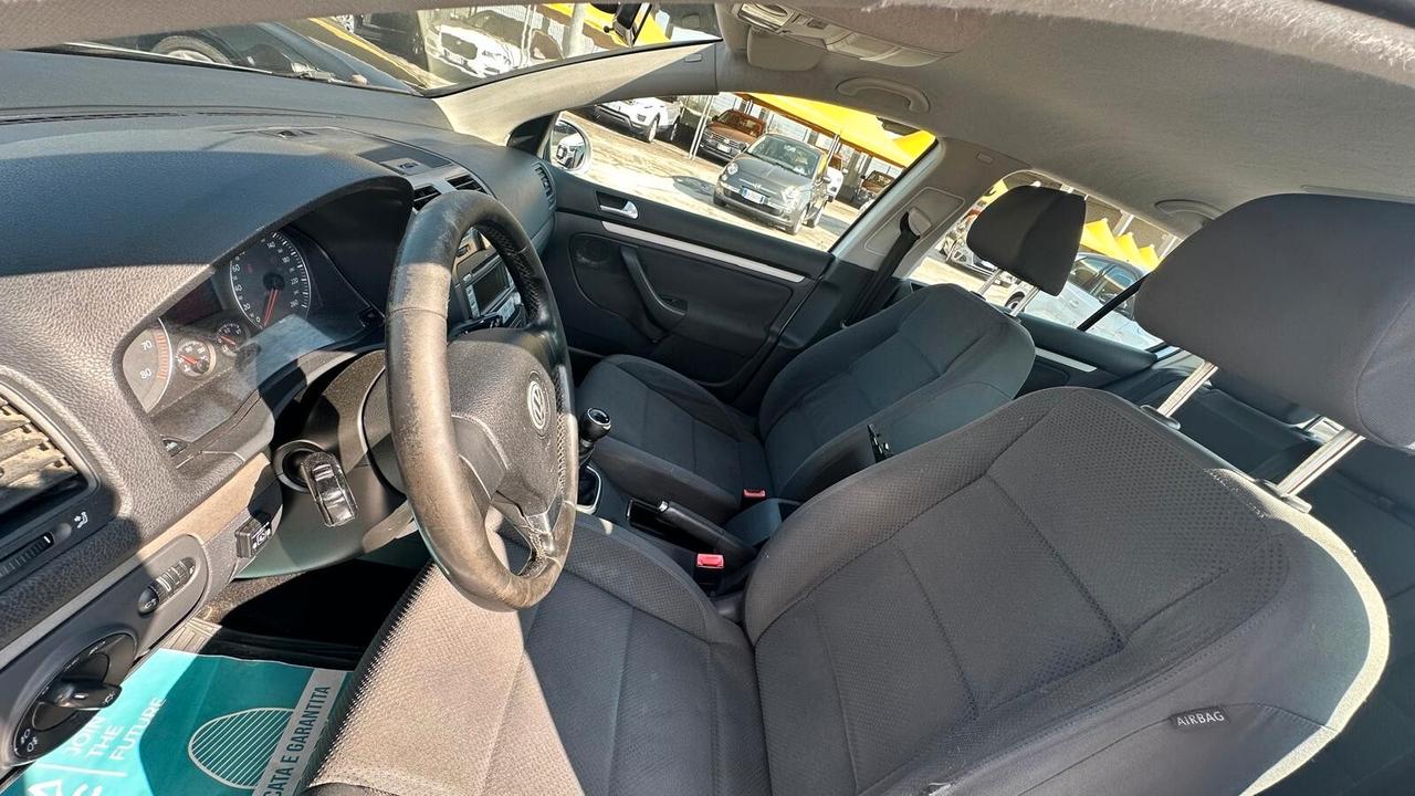 Volkswagen Golf 1.6 GPL scadenza revisione 2028