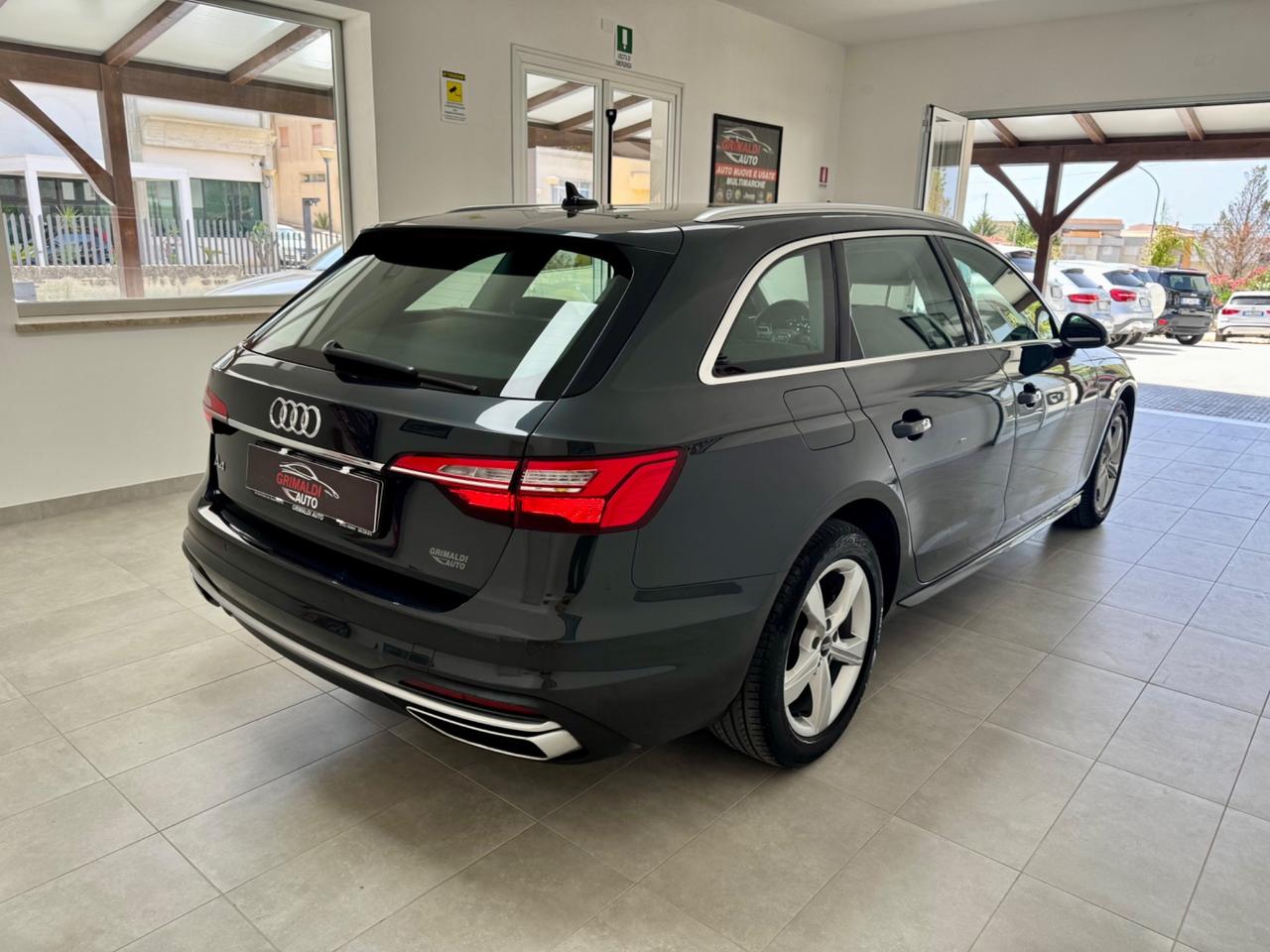 Audi A4 35 TDI/163 CV S tronic Business Advanced