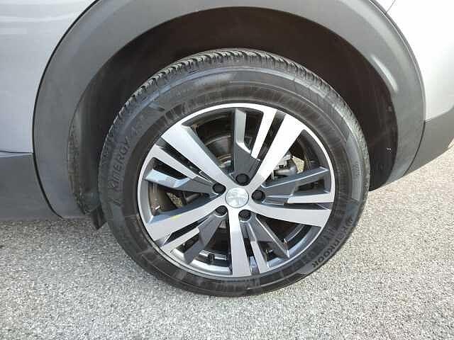 Peugeot 3008 BlueHDi 130 S&S EAT8 Allure