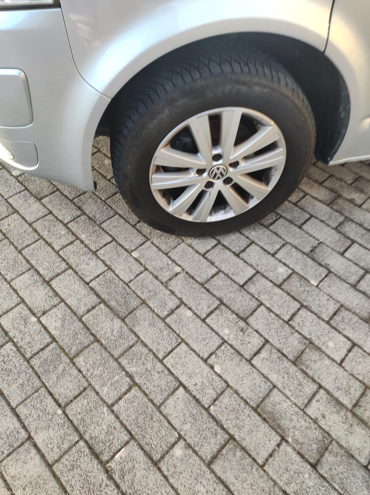 Volkswagen Multivan 2.0 TDI 2015 SOLO 138.000 KM