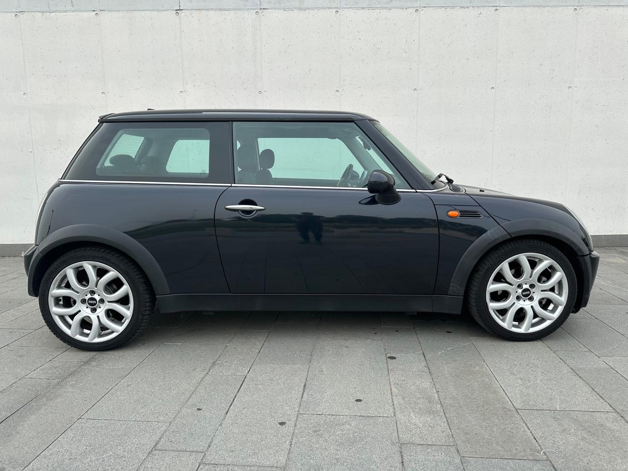 Mini 1.6 16V One de luxe Neopatentati