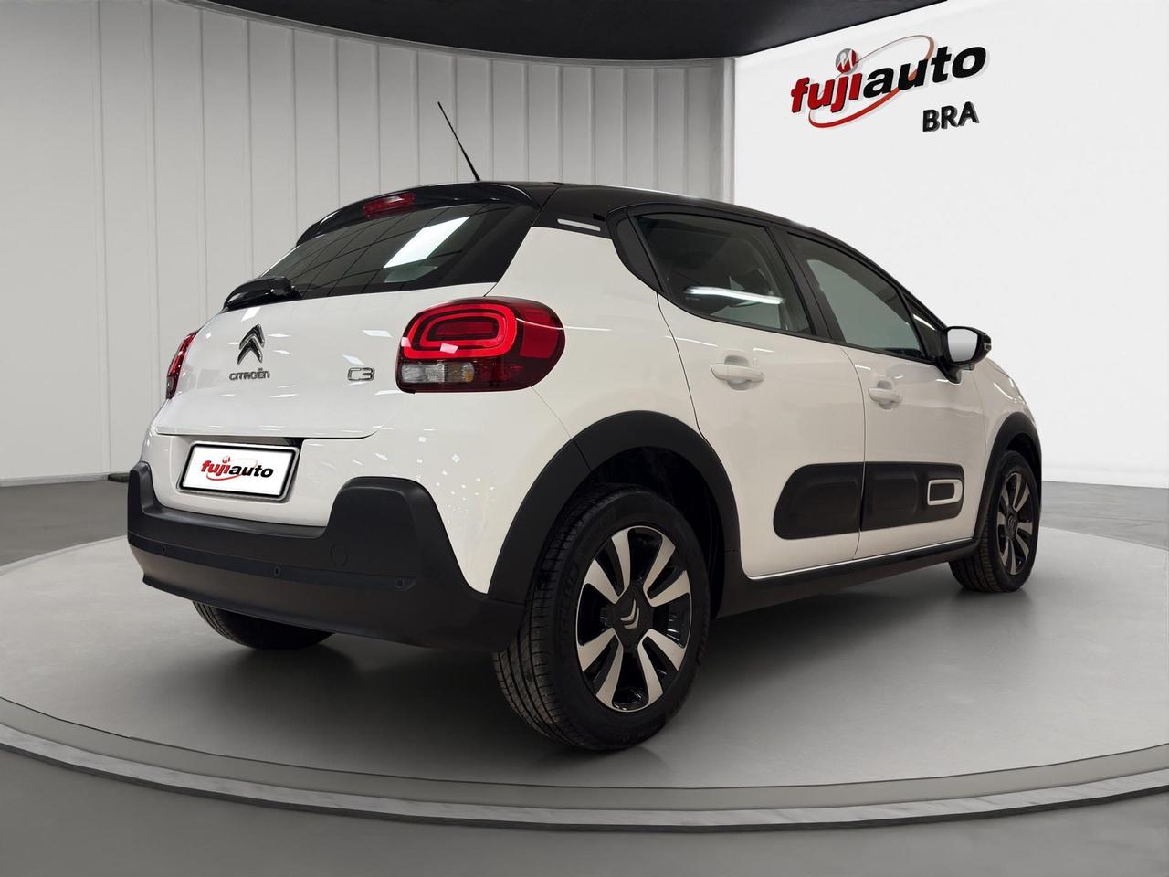 Citroen C3 1.2 puretech Shine Pack s&s 83cv
