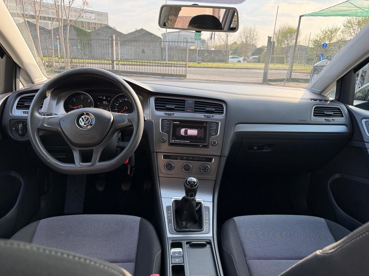 Volkswagen Golf Variant VII 2013 1.6 tdi Trendline 90cv E6