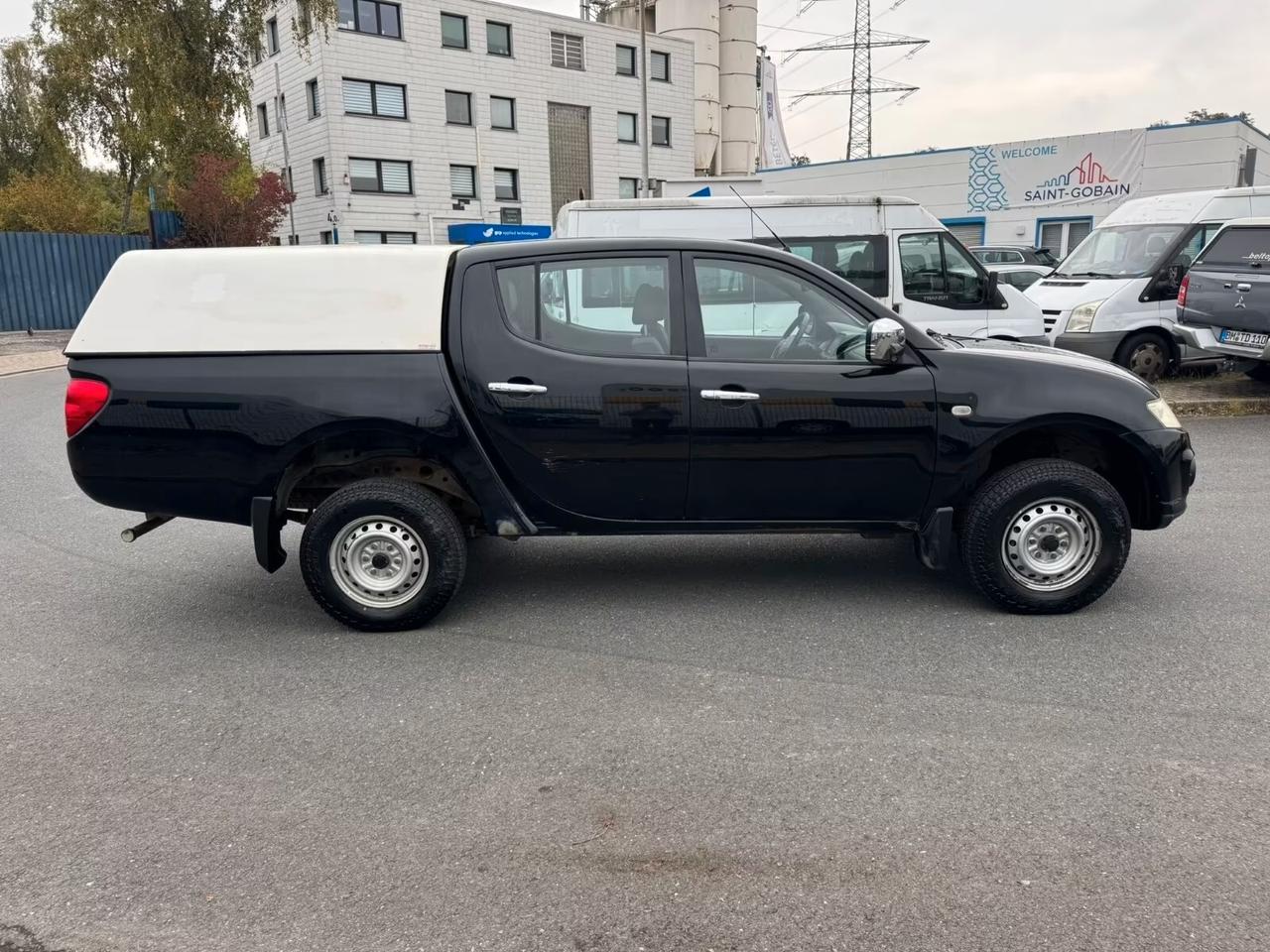 Mitsubishi L200 2.5 DI-D/136CV DC Invite DPF