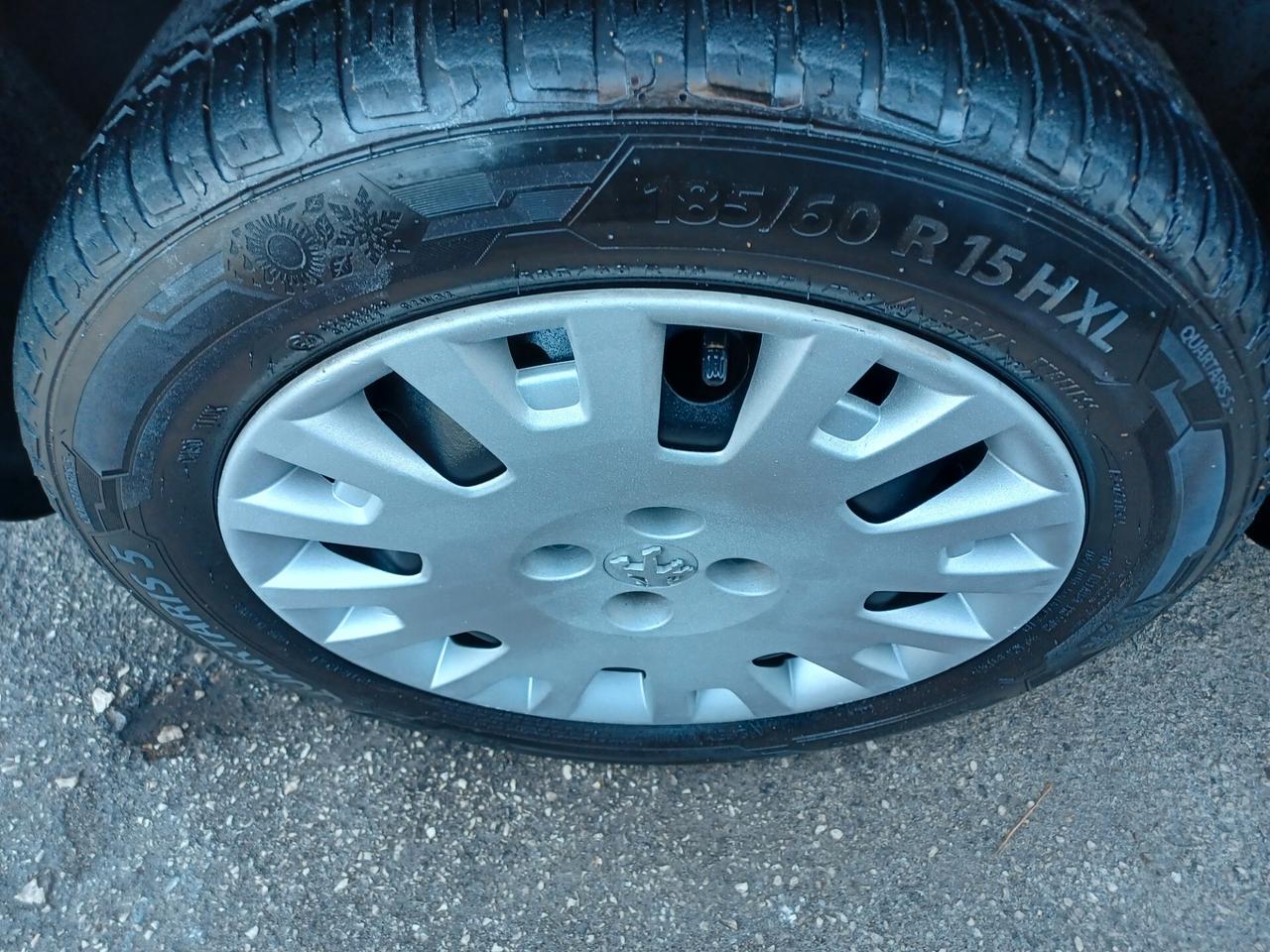 Peugeot Bipper Tepee 1.4 HDi 70CV Outdoor
