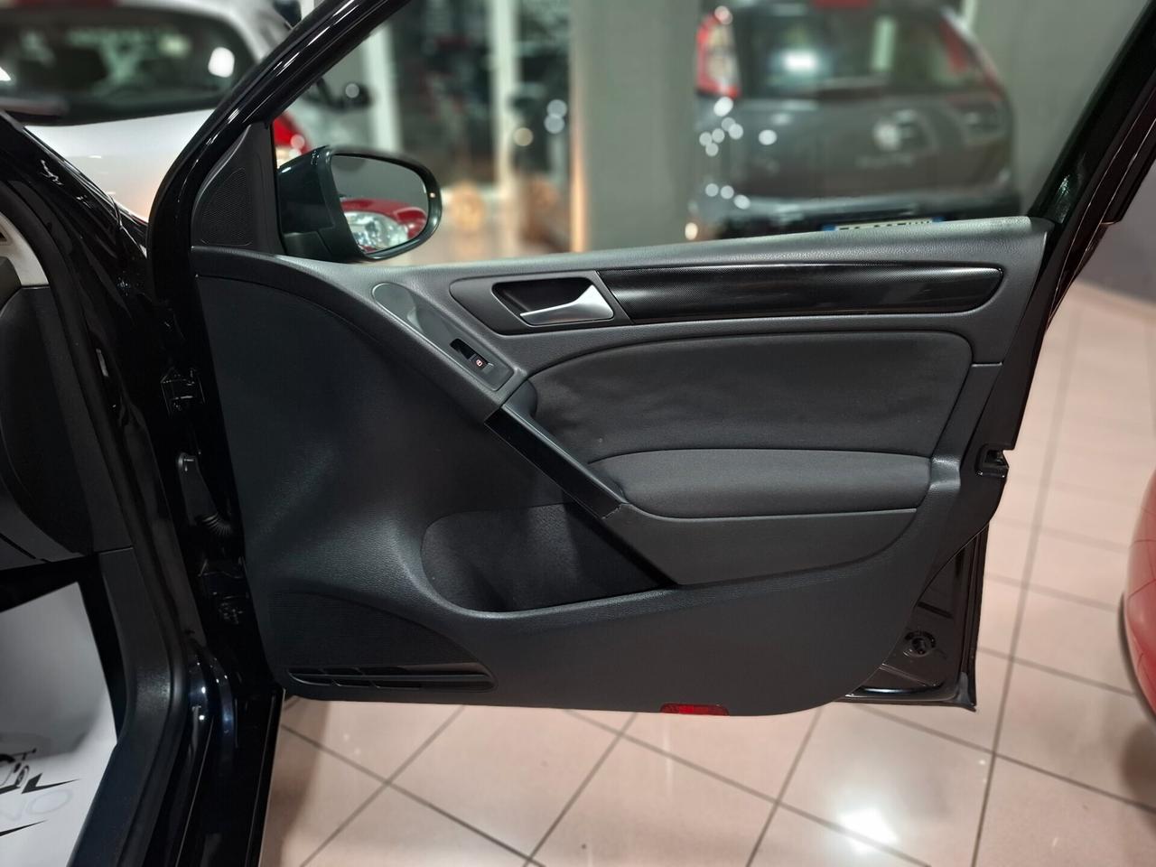 Volkswagen Golf 6 1.2 benzina Neopatentato