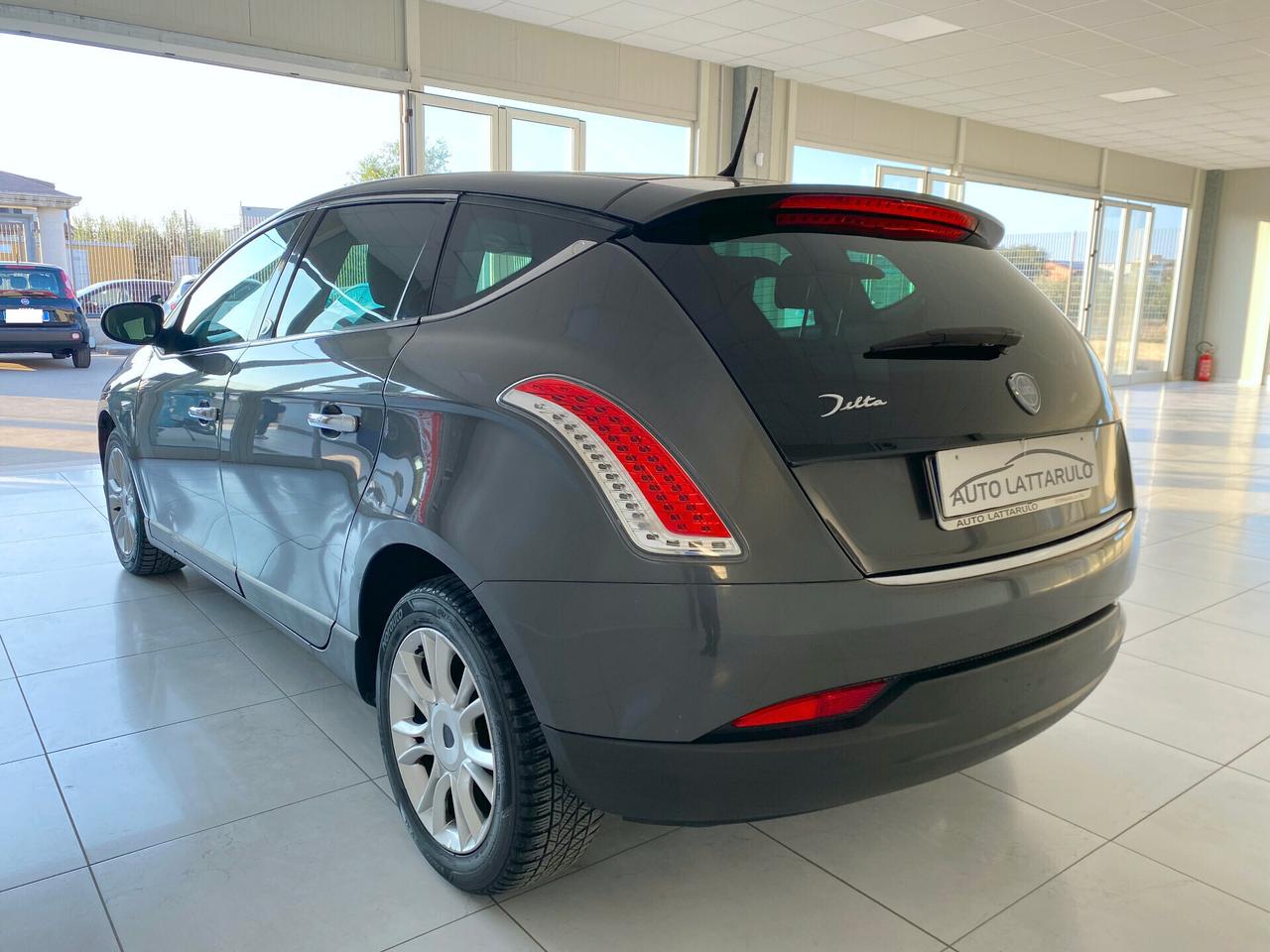 Lancia Delta 1.6 MJT DPF Silver