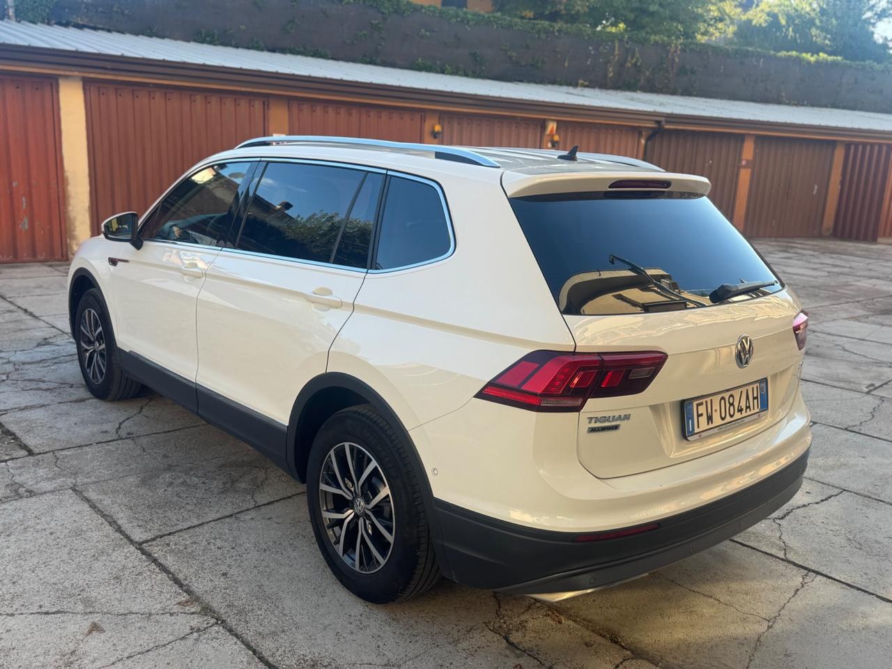 Volkswagen Tiguan Allspace 2.0 TDI 7 POSTI