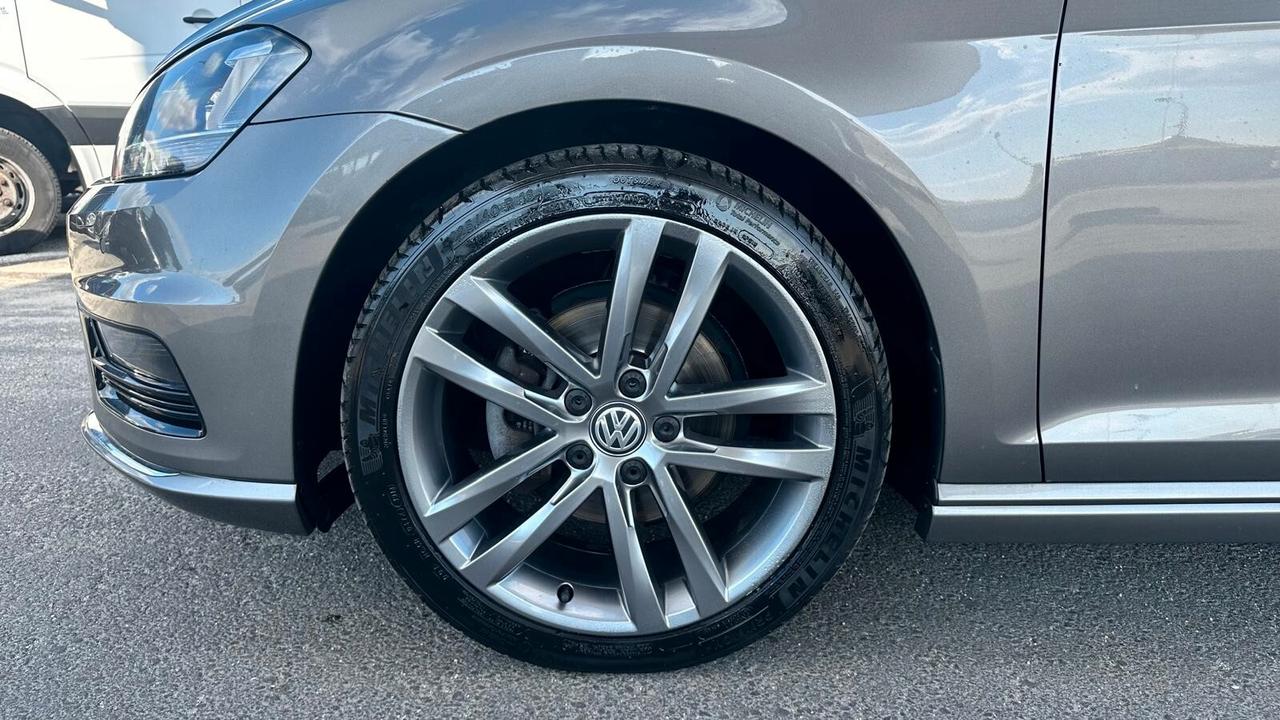 Volkswagen Golf 1.6 TDI 110 CV DSG R-LINE BlueMotion Tech-KM CERTIFICATI UNICO PROPRIETARIO