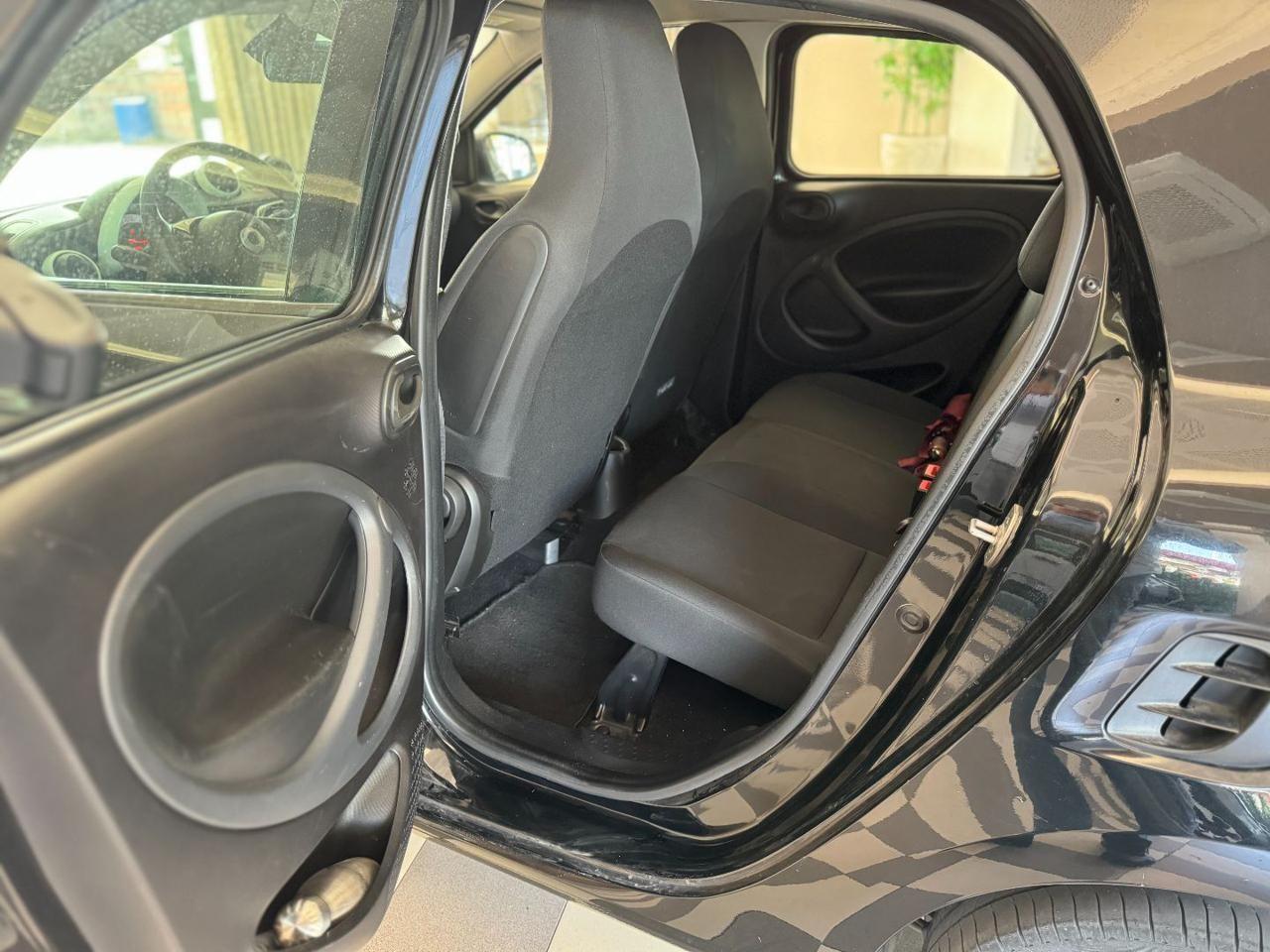 SMART ForFour 70 1.0 Passion Manuale Uni PRo