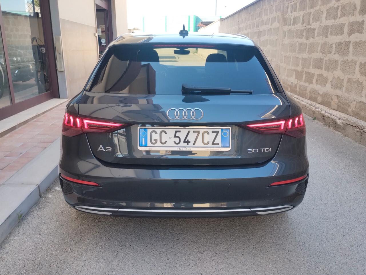 Audi A3 SPB 30 TDI Business Advanced