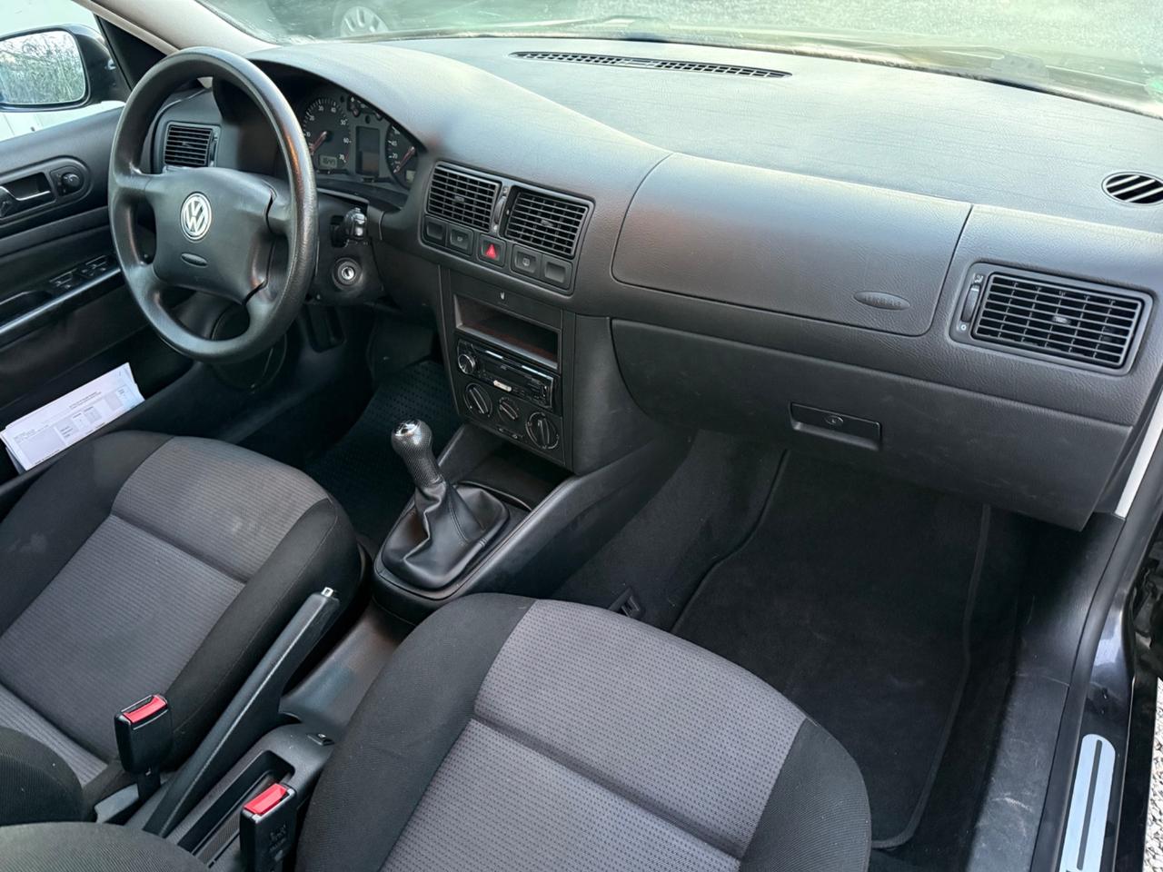 Volkswagen Golf 1.4 16V cat 5 porte