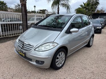 MERCEDES CLASSE-A150 AVANTGARDE 45.000KM