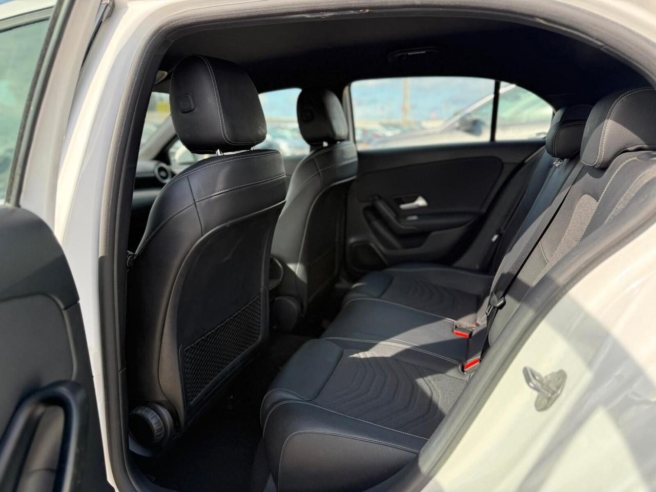 MERCEDES CLASSE A 180 D AUTOMATIC BUSINESS EXTRA