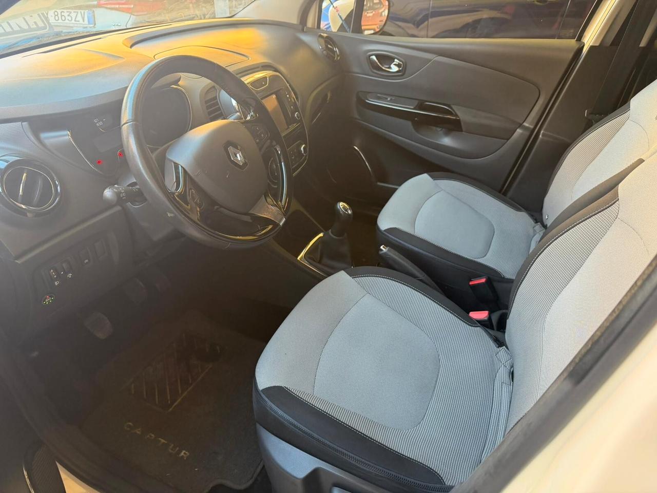 Renault Captur 900cc gpl 12 mesi garanzia-2014