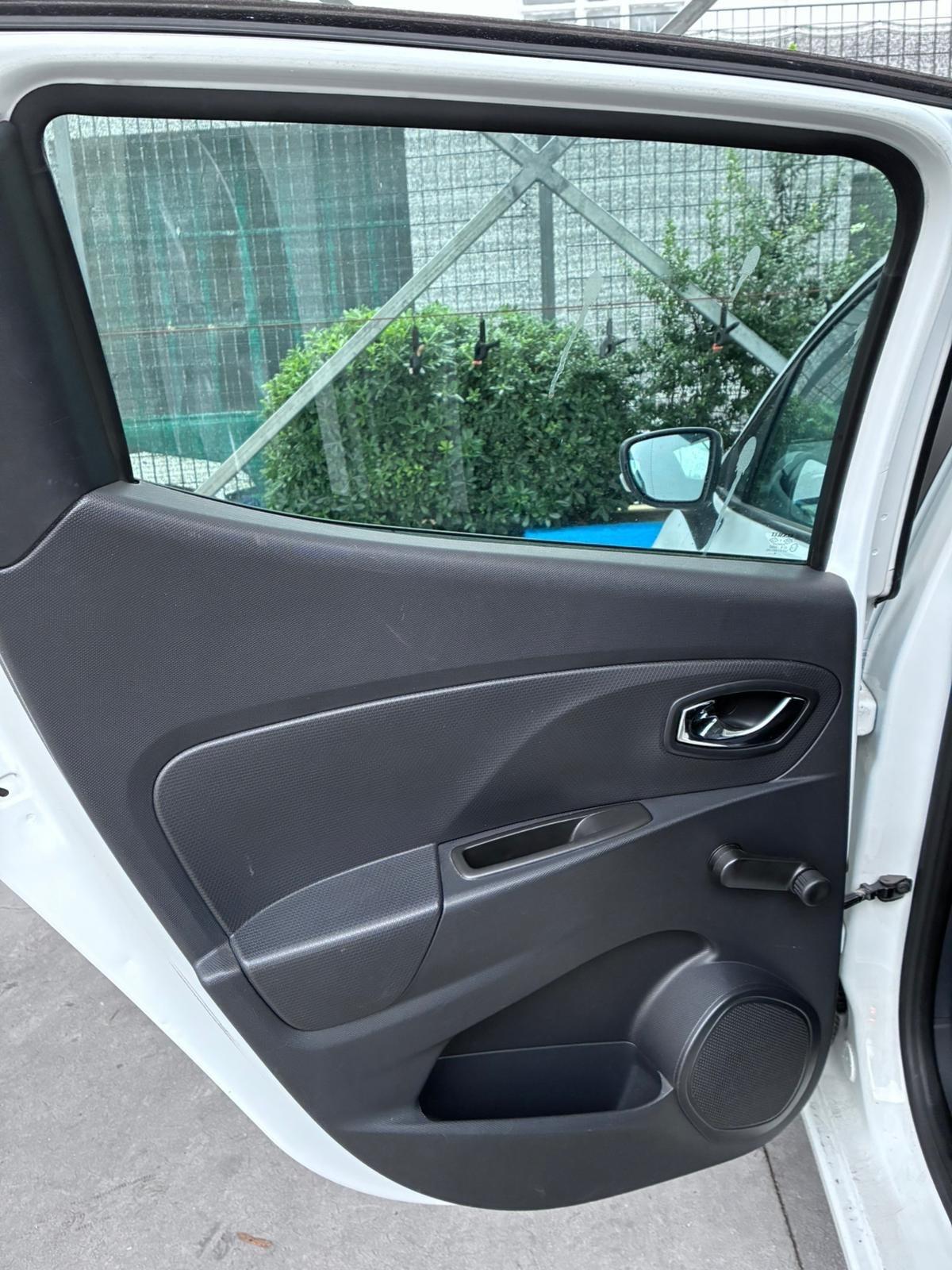 Renault Clio 1.2 75CV 5 porte Live 74 mila km