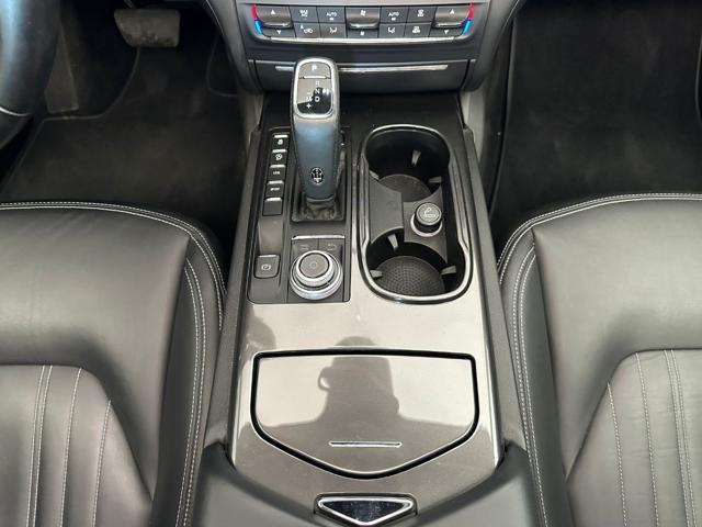 MASERATI Ghibli V6 GRANLUSSO