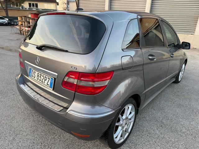 MERCEDES-BENZ B 180 CDI Chrome senza nessun lavoro da fare