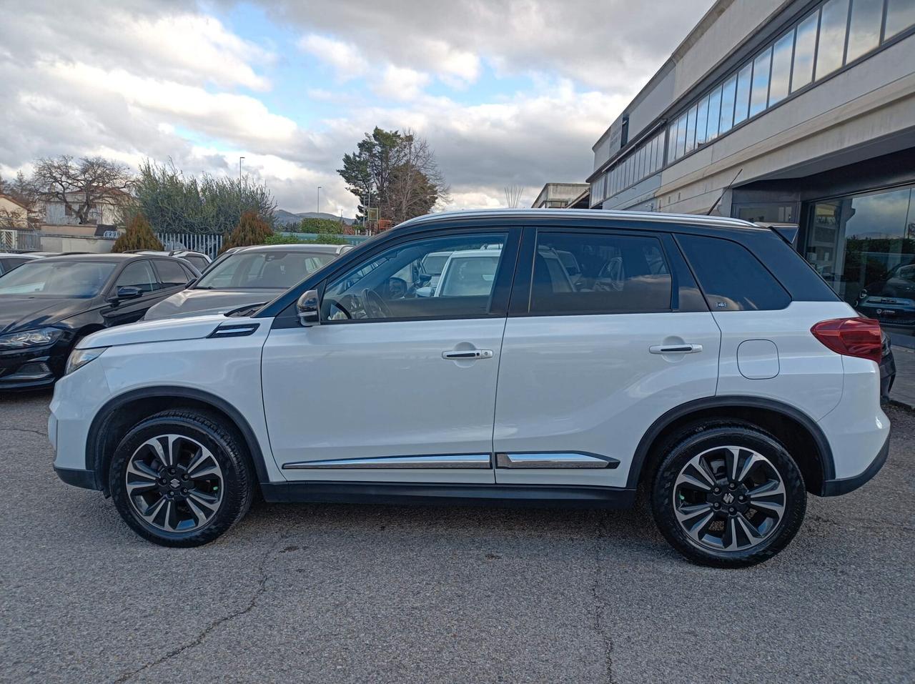 Suzuki Vitara 1.4 Hybrid Top