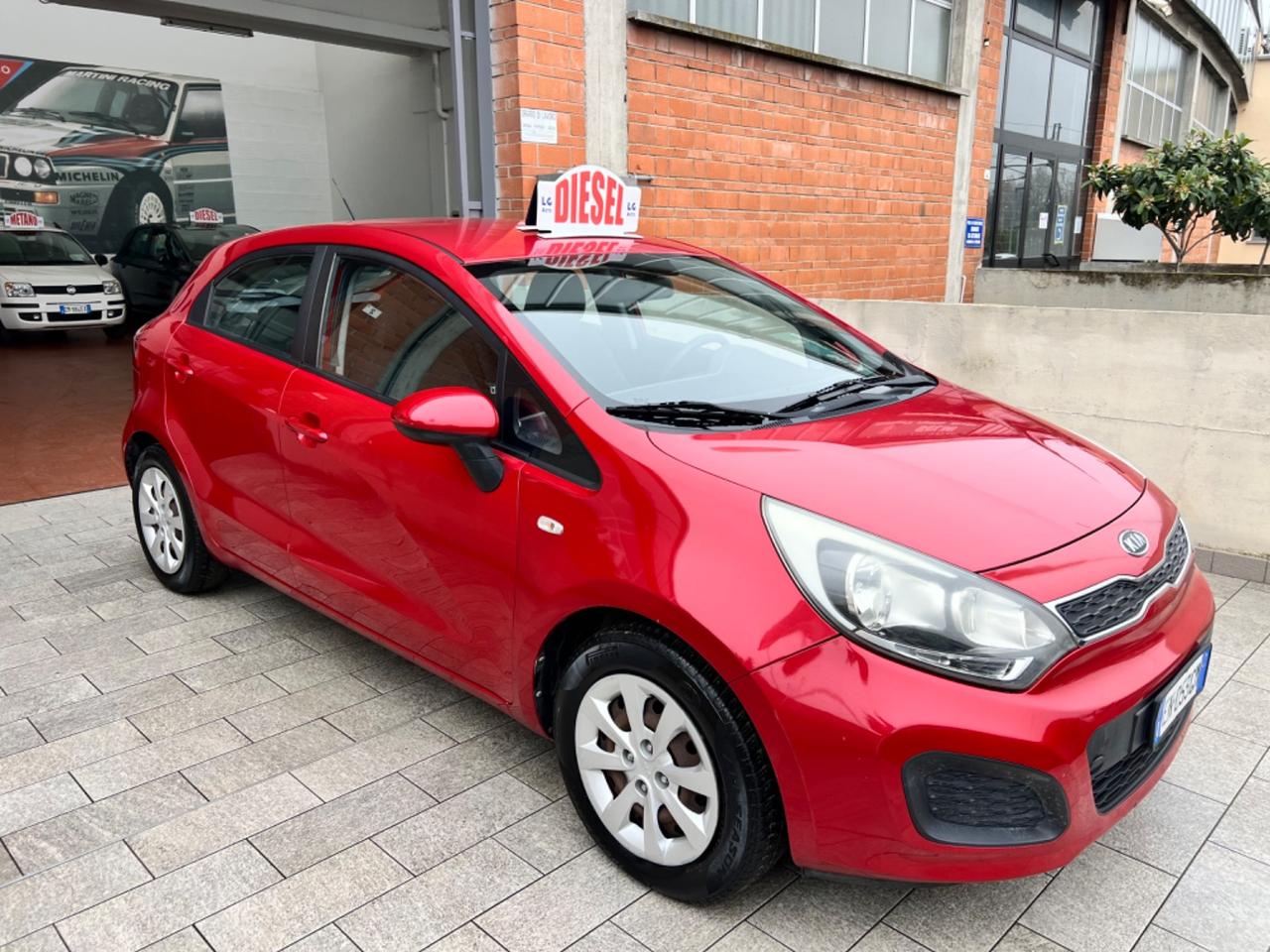 Kia Rio 1.1 CRDi WGT 5p. EX