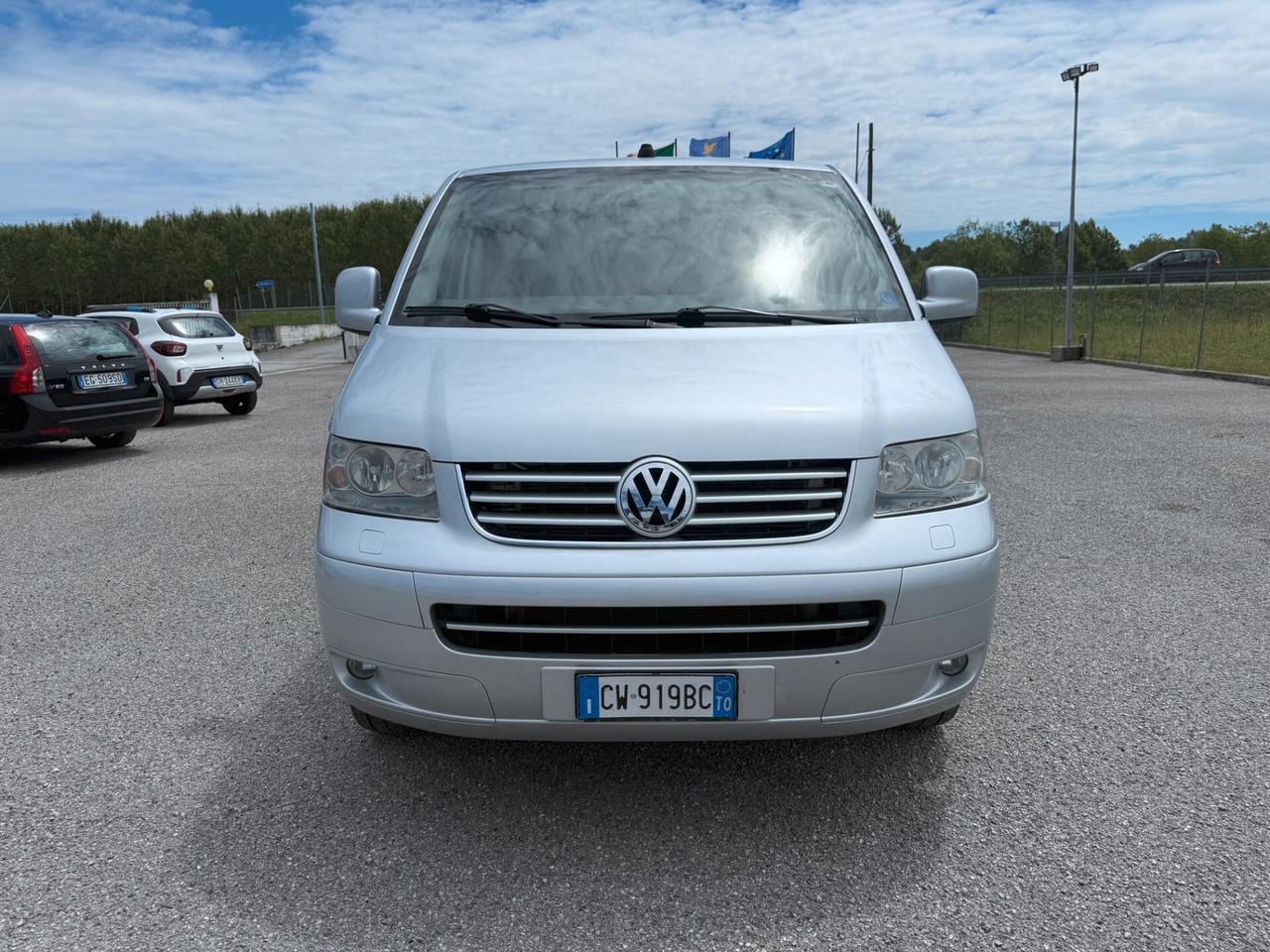 Volkswagen Transporter 2.5 TDI/174CV PC-TM Kombi