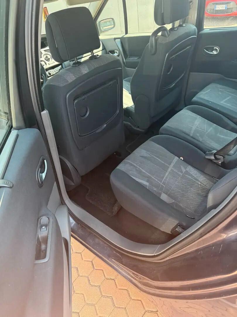 Renault Scenic Grand Scénic 1.9 dCi Luxe Dynamique