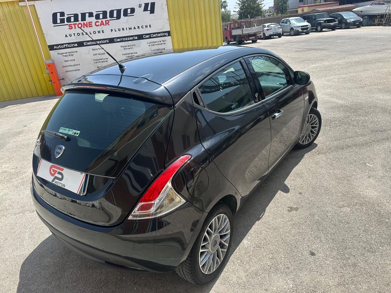 LANCIA YPSILON 1.3 MULTIJET*95CV*PLATINUM*OK NEOPATENTATI* MANUALE*