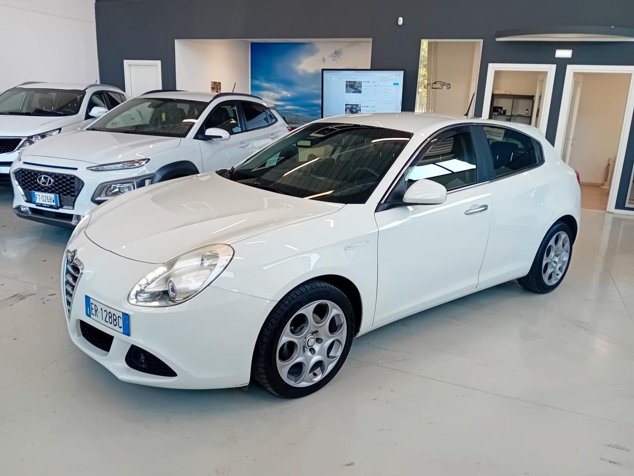 Alfa Romeo Giulietta 1.6 JTDm-2 105 CV Distinctive