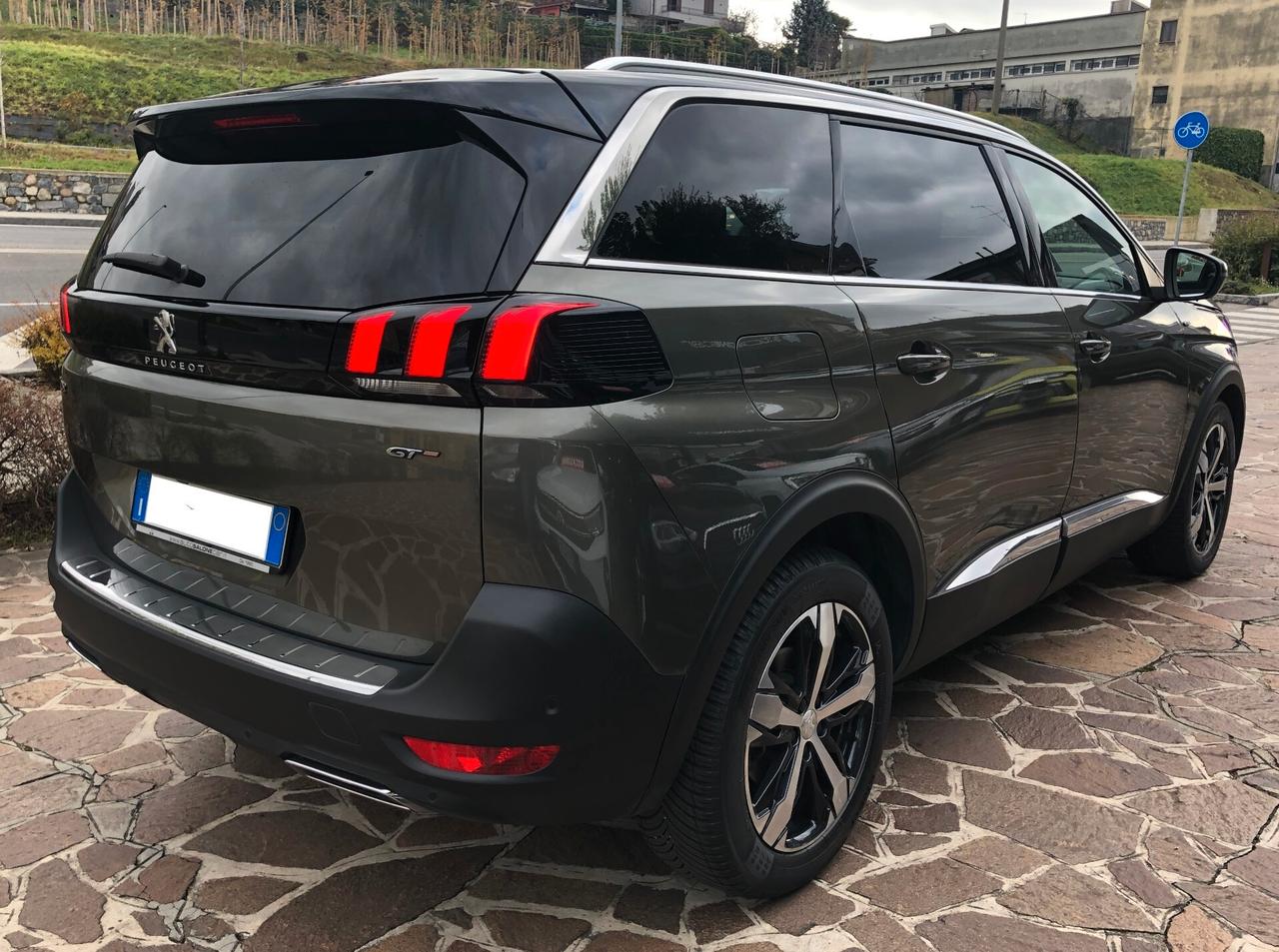 Peugeot 5008 BlueHDi 180 S&S EAT8 GT 7 posti