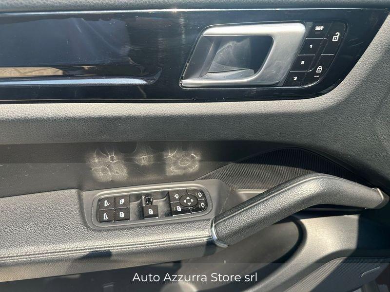 Porsche Cayenne Coupè Cayenne Coupè V6 3.0 tiptronic | IVA, SERVICE PORSCHE, 20'', PASM, BOSE, PROMO AZZURRA