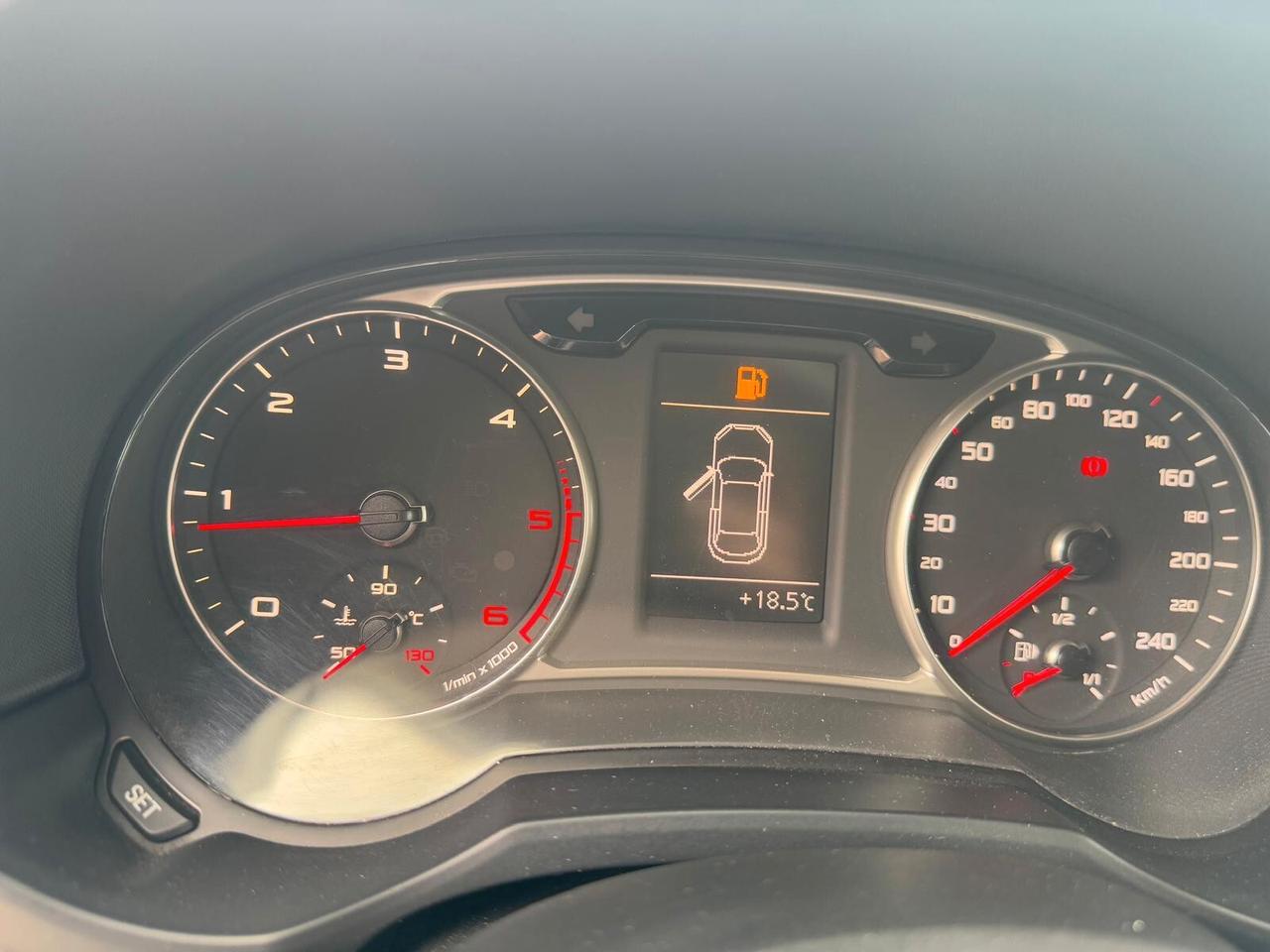 Audi A1 1.6 TDI 105 CV Ambition 2011