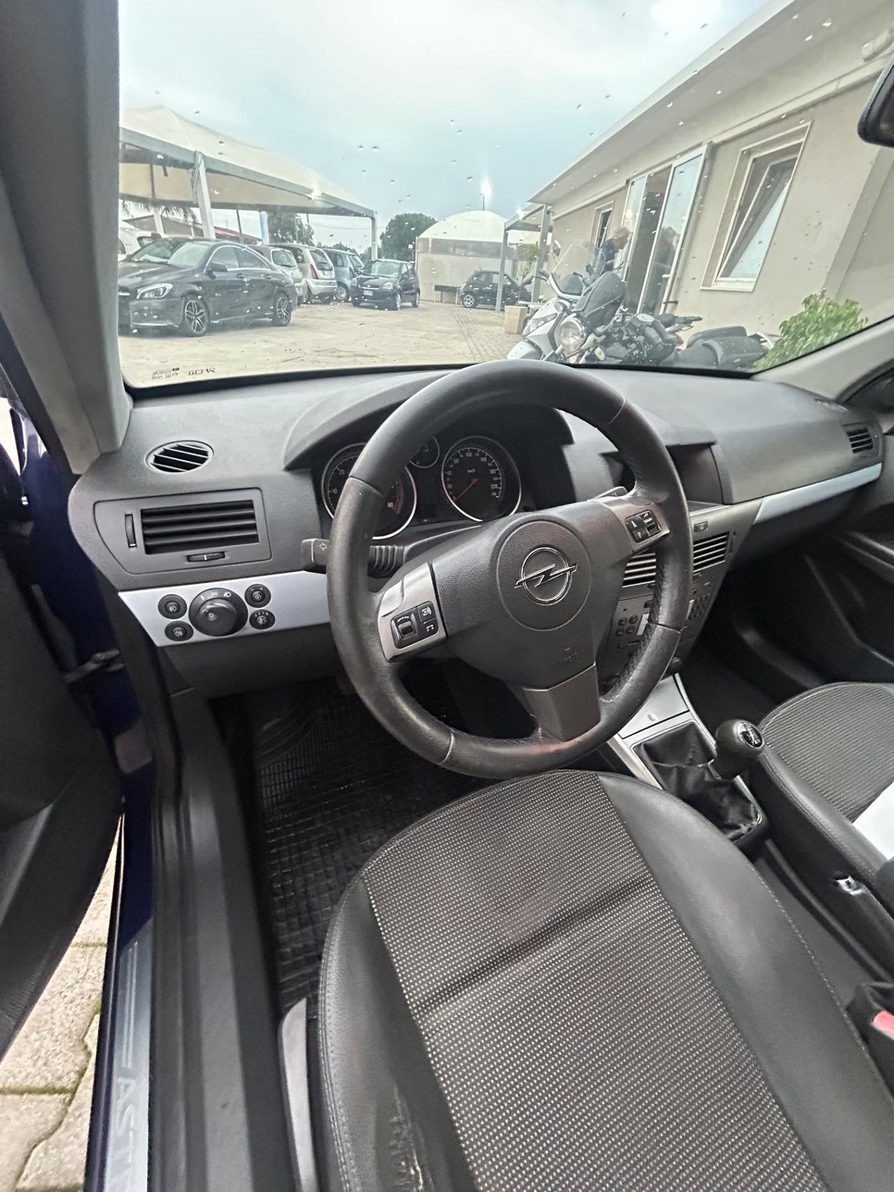 Opel Astra 1.7 CDTI 101CV Station Wagon Club