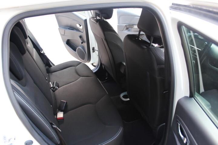 Renault Clio 1.2 75CV GPL 5 porte Live ESTETICA ESEMPLARE COLLAUDO FINO AL 2033 CLIMA NAVI CERCHI LEGA