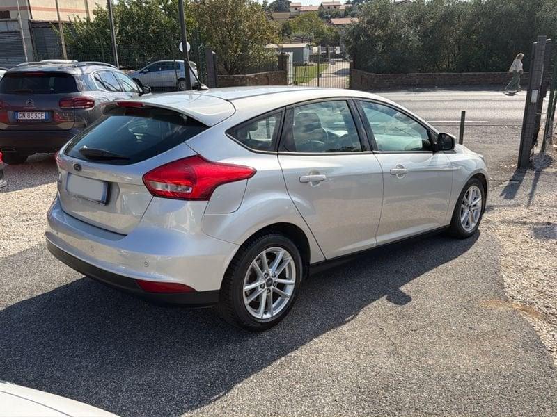 Ford Focus Focus 5p 1.5 tdci Titanium Business s&s 120cv powershift