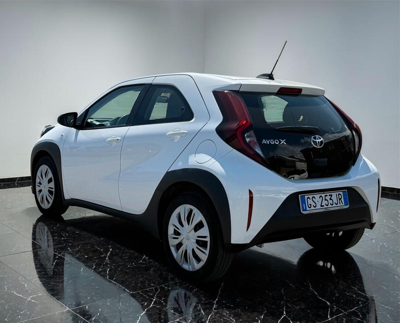 Toyota Aygo X 1.0 Active 72cv